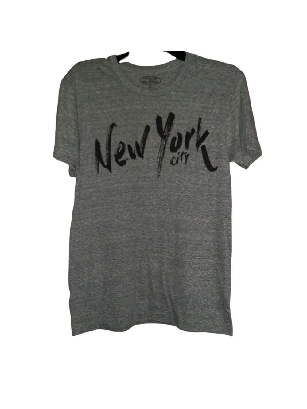 Phantom of Broadway Gray Tee Size Small